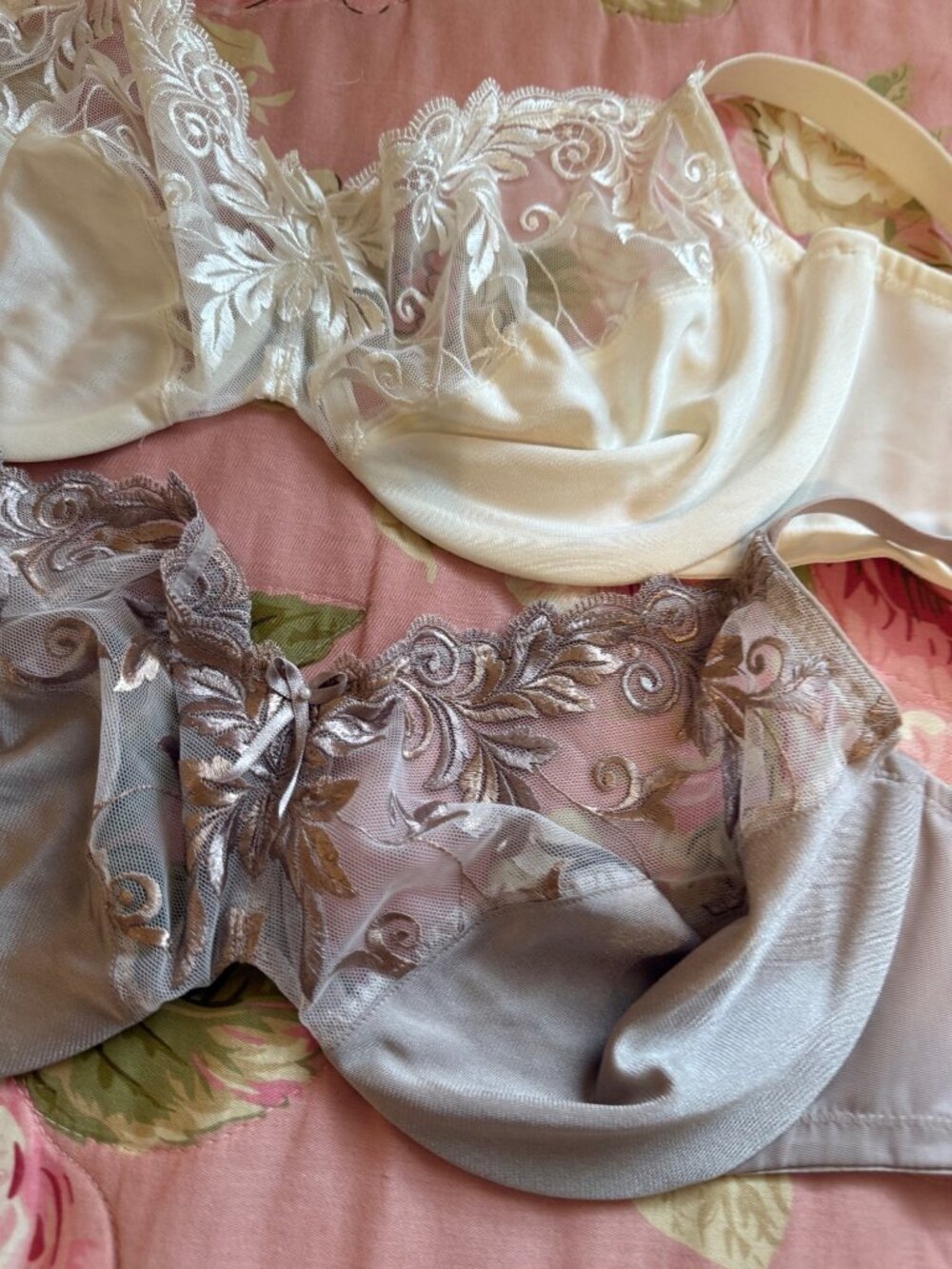 2 Soma Sheer Intimates Lacy Floral Embroidered Bra 40D Beige Taupe Full Coverage
